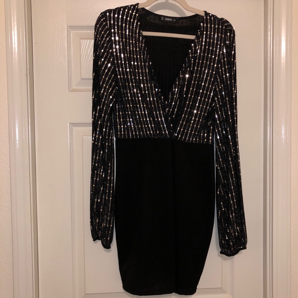 SHEIN Black Sequin Long Sleeve Mini Dress